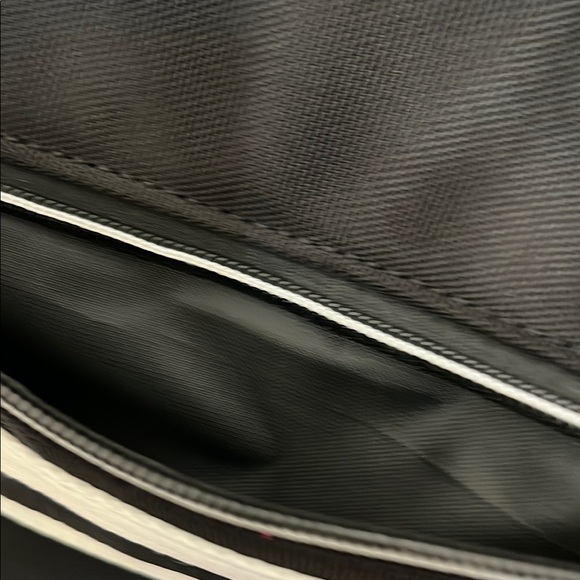 Tommy Bahama pickleball  Black and White Duffel Bag Sporty Design 324 - Picture 8 of 13